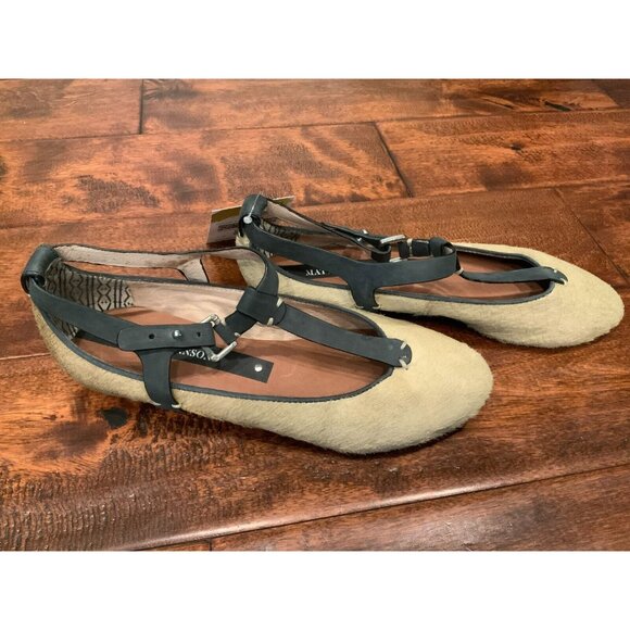 Matt Bernson Anthropologie Tan Hair T-Strap Flats W/ Ankle Buckle, Size 7 (US) - Picture 4 of 7